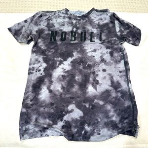 Men’s Nobull tee size small